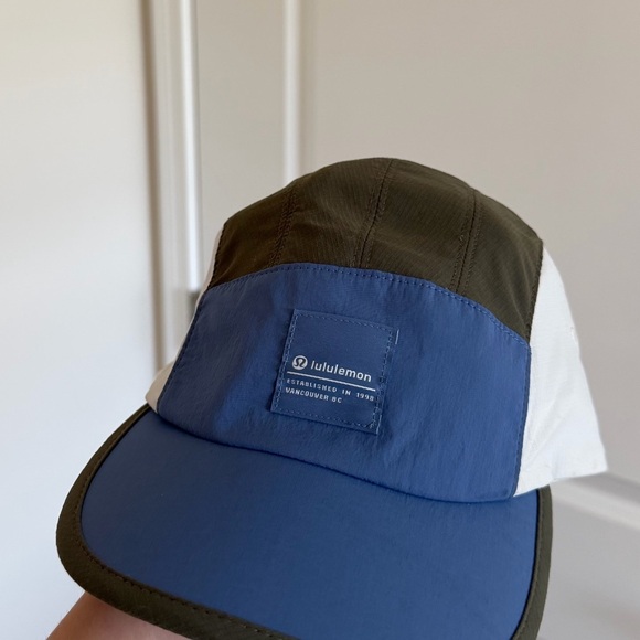 Lululemon Ripstop Multi-Panel Hat Small/Medium - Picture 4 of 4
